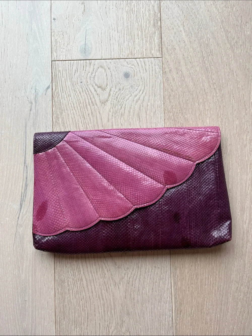 Snakeskin Vintage Two-Tone Burgundy & Plum Scalloped Clutch